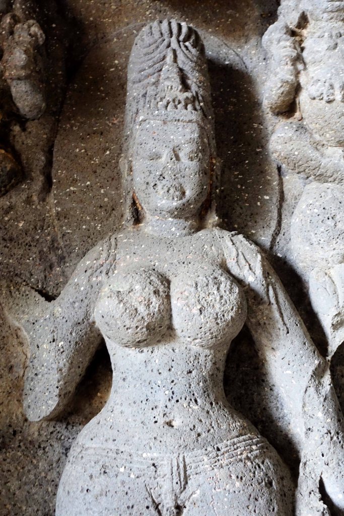 Ellora_011