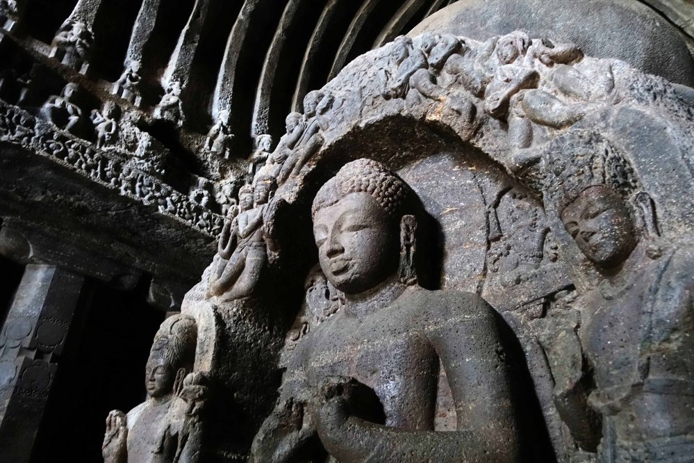 Ellora_017